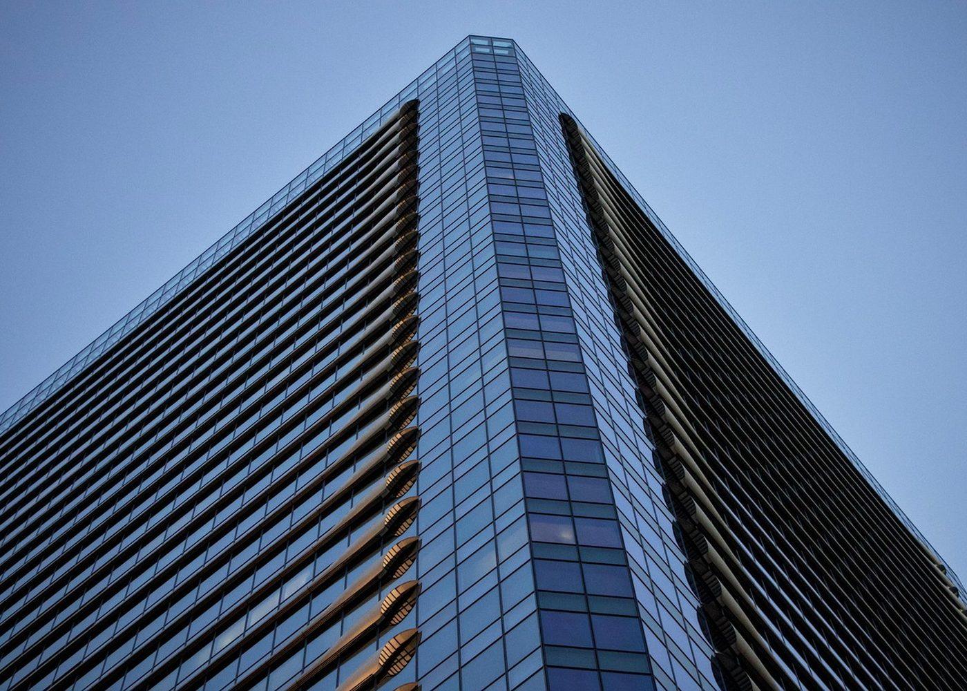 The 1968 concrete facade of Windshore Place from Oriental Parade