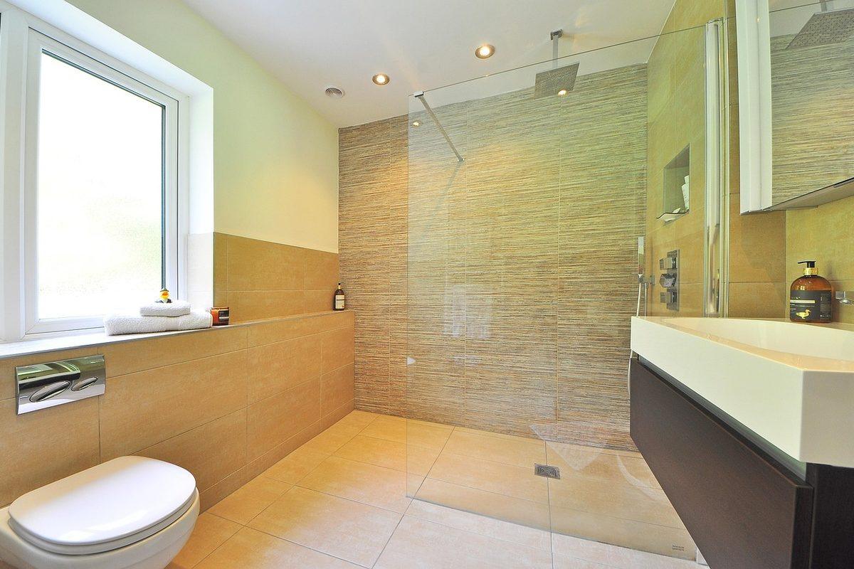 A bathroom in an Oriental Superior room